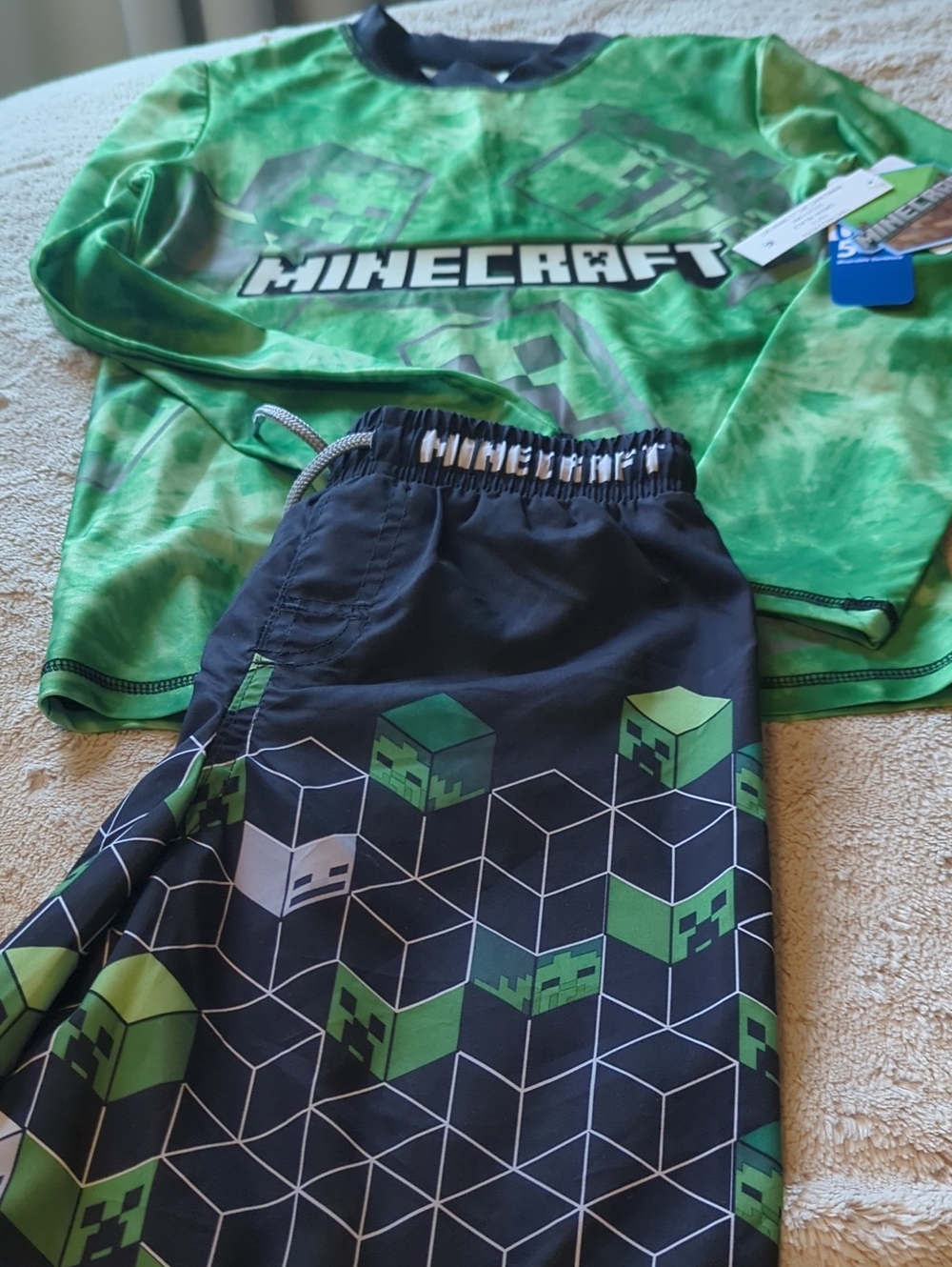 Kids Green Long-Sleeve Rash Guard Swim Set